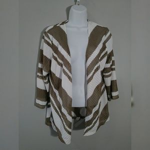 Chicos 3/4 sleeve mesh Jacket sz 0 NWT